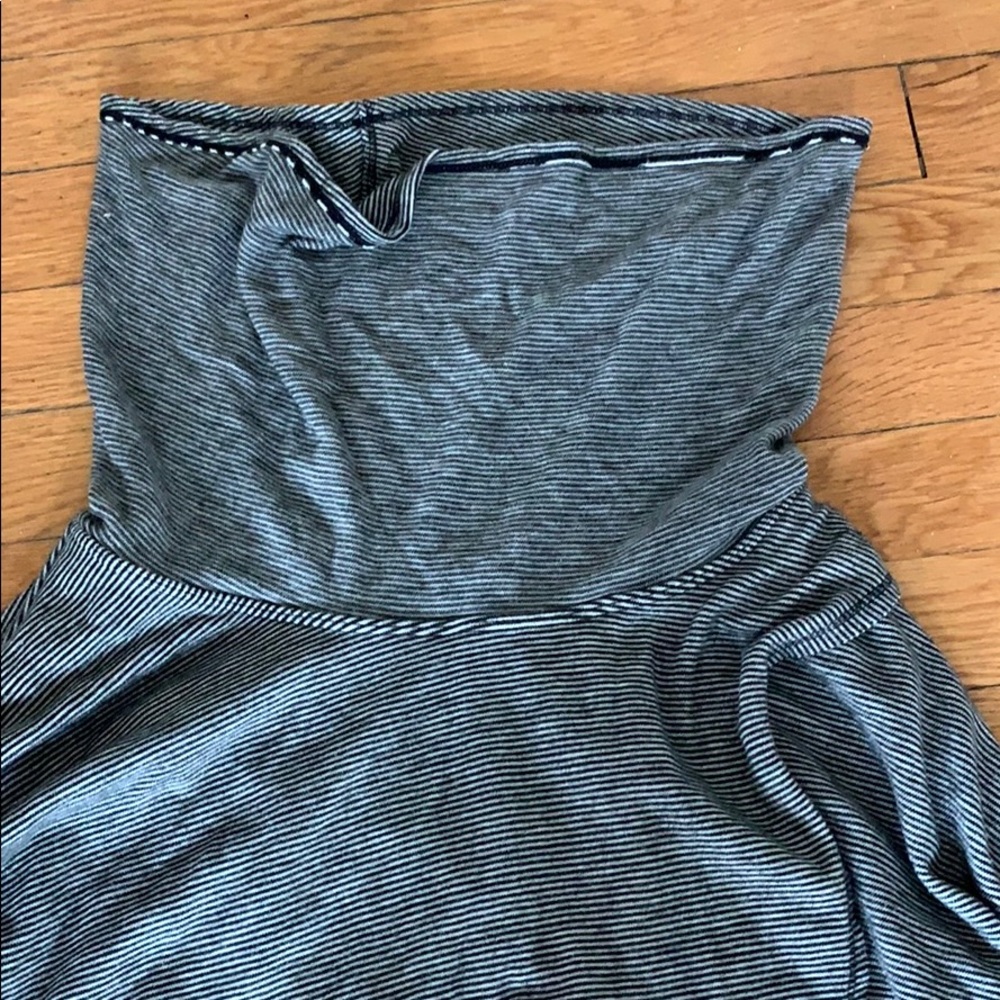 Cowell neck Calvin Klein sweatshirt